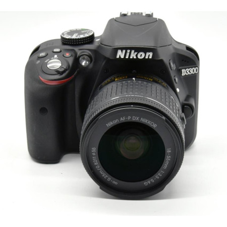 Nikon D3300 Kit Nikkor AF-P DX 18-55mm f:3.5-5,6G con 1.300 disparos