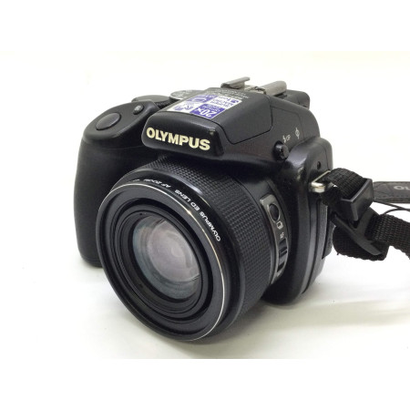 Olympus SP-570UZ 10Mp – Zoom 20x