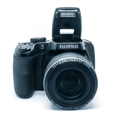 Fujifilm Finepix S8400W 16Mp - Zoom óptico 44x - Wifi