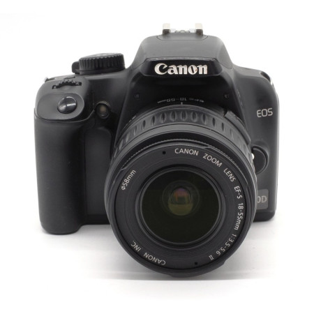 Canon EOS 1000D + EF-S 18-55mm F3.5-5.6 II (13.700 disparos)
